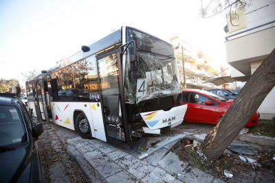 Θεσσαλονίκη: Τρόμος από την «τρελή πορεία» λεωφορείου - «Από τύχη δεν θρηνήσαμε θύματα»