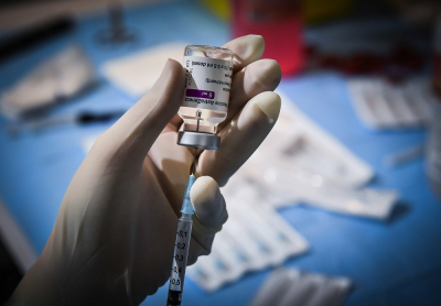 Εμβόλιο AstraZeneca: Αυξήθηκαν οι ακυρώσεις εμβολιασμών στην Ελλάδα