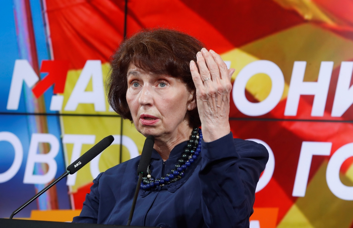 Επιμένει η Σιλιάνοφκσα: «Σε δημόσιες εμφανίσεις έχω δικαίωμα να λέω Μακεδονία»