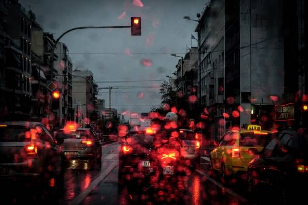 Καλλιάνος: Που θα χτυπήσουν βροχές και καταιγίδες το Σάββατο
