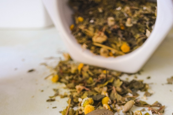 Τσάι χαμομηλιού: 5 οφέλη που προσφέρει στην υγεία μας