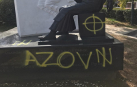 Οργή της Ρωσικής πρεσβείας στην Ελλάδα για βεβήλωση σοβιετικού μνημείου στην Καλλιθέα