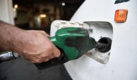 Γιατί αυξήθηκαν οι τιμές στα καύσιμα; Η πρόεδρος των βενζινοπωλών απαντά