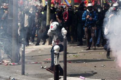 Γαλλία: Εργατική Πρωτομαγιά με συγκρούσεις στο Παρίσι