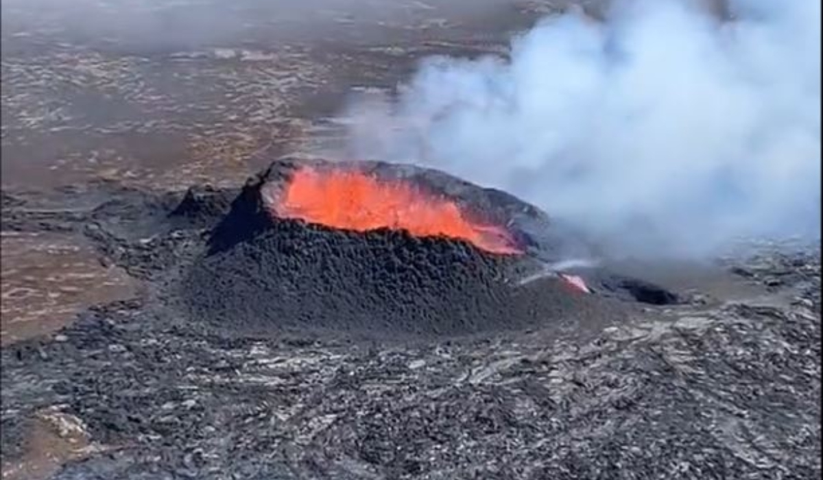«Σιγοβράζει» το ηφαίστειο στην Ισλανδία – Live εικόνα εν αναμονή έκρηξης