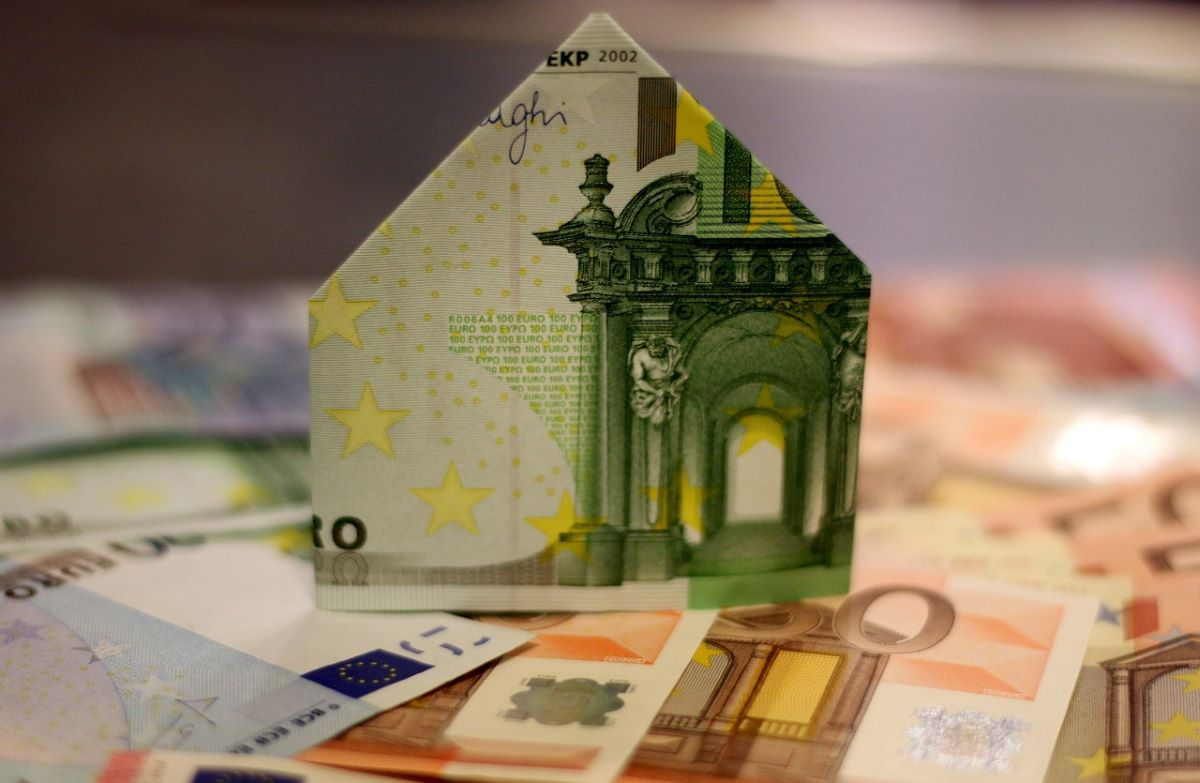 Κόκκινα δάνεια: Στο τραπέζι επέκταση του προγράμματος «Ηρακλής» για τις τράπεζες