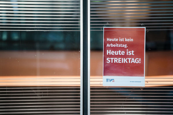 Γερμανία: Παραλύει από απεργία στις μεταφορές την Παρασκευή