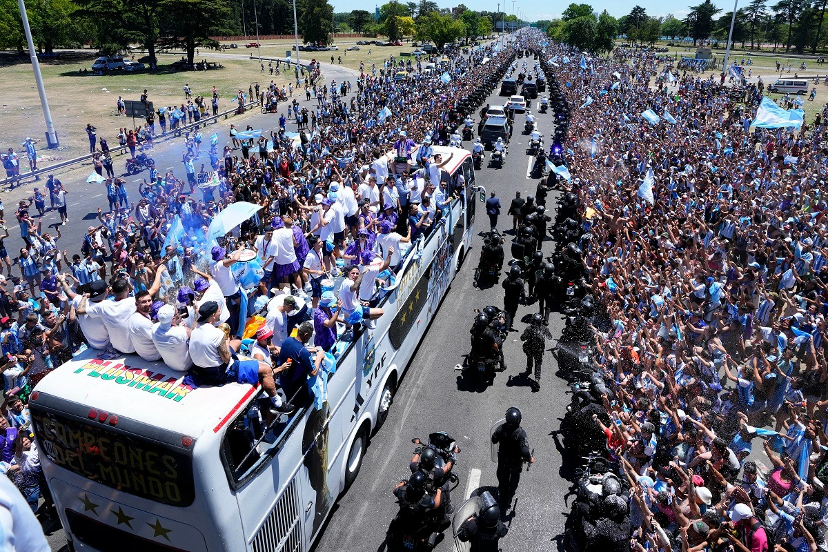 Αργεντινή: Η παρέλαση του Μέσι και των πρωταθλητών του Μουντιάλ - Live Streaming