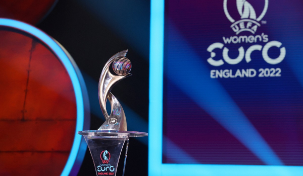 Στο στόχαστρο η UEFA πριν το Euro 2022 – «Δεν σέβεται το γυναικείο ποδόσφαιρο»