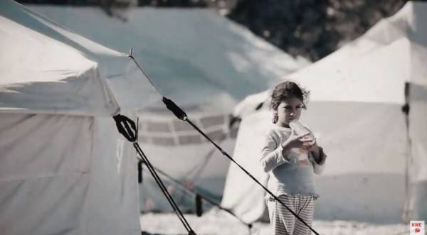 Βίντεο της ΚΝΕ με αφορμή την Παγκόσμια Μέρα Μετανάστη: «39.162 πρόσφυγες φυλακισμένοι στη χώρα μας»