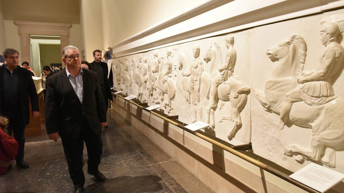 Κουτσούμπας: Η θέση των μαρμάρων του Παρθενώνα δεν είναι στο Βρετανικό Μουσείο