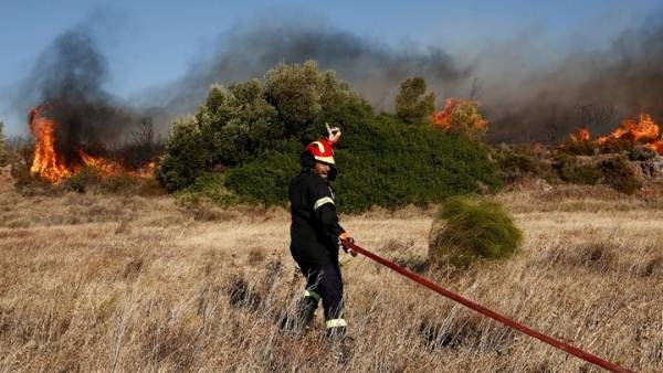 54 δασικές πυρκαγιές εκδηλώθηκαν το τελευταίο 24ωρο σε όλη τη χώρα