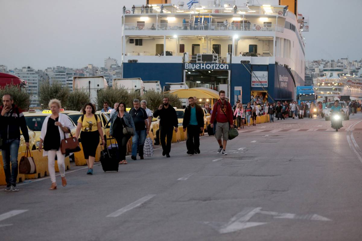 Απεργία ΠΝΟ: Δένουν κάβους τα καράβια για 24 ώρες