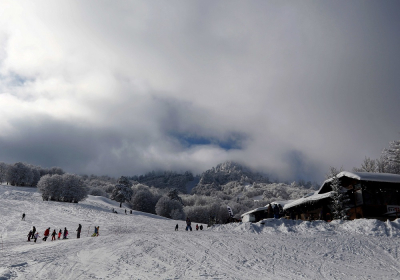 Χιονοδρομικό Κέντρο Βασιλίτσας Γρεβενων: Χιονοστιβάδα καταπλάκωσε σκιέρ