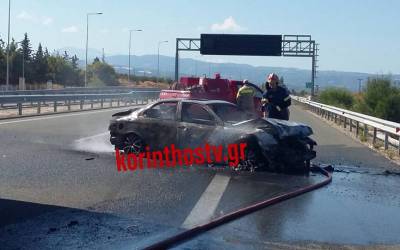 Τροχαίο στην Κορίνθου-Πατρών με έναν νεκρό ⎯ Στις φλόγες τυλίχθηκε το αυτοκίνητο