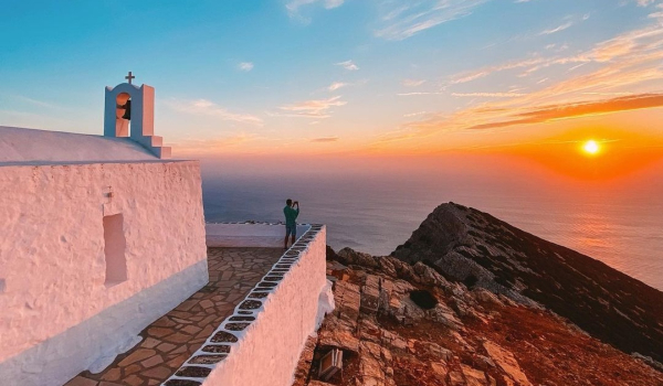Αυτό είναι το πιο «νόστιμο ελληνικό νησί» κατά τους Άγγλους