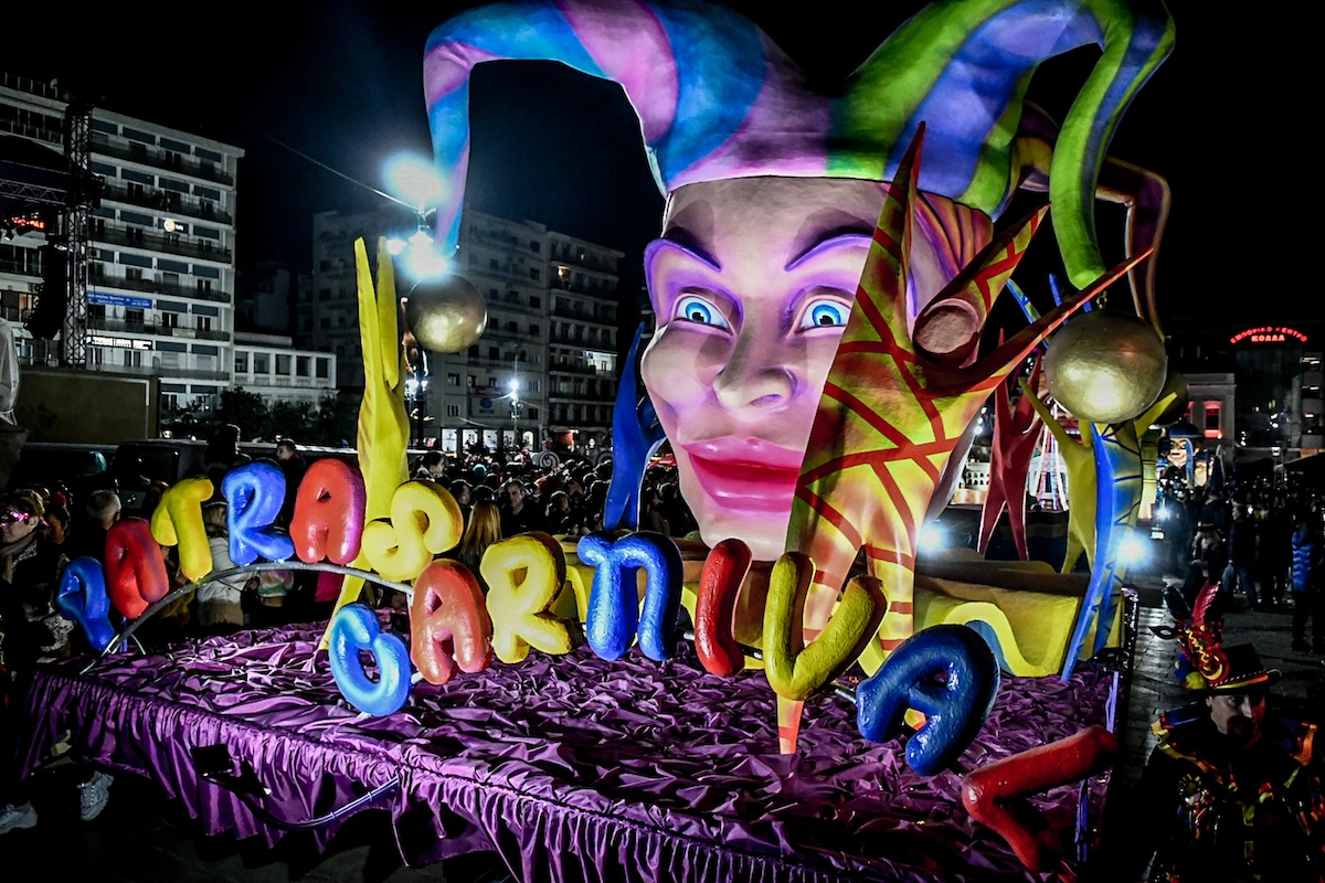 Πατρινό Καρναβάλι 2024: Πάνω από 60.000 καρναβαλιστές – Το πρόγραμμα των εκδηλώσεων