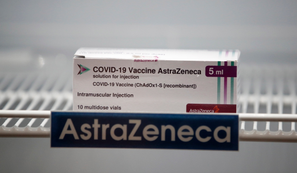 AstraZeneca: Εγκρίθηκε ο συνδυασμός αντισωμάτων Evusheld για πρόληψη από τον κορονοϊό