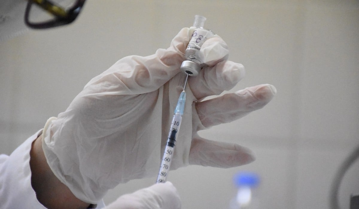 Μετάλλαξη Ομικρον: Απαραίτητες οι ενισχυτικές δόσεις των εμβολίων λένε έρευνες στις ΗΠΑ