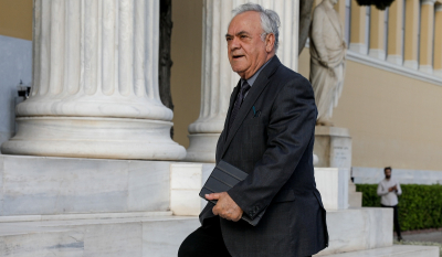 Παράδειγμα ο Δραγασάκης στον ΣΥΡΙΖΑ: Υποψήφιος ξανά με σταυρό;