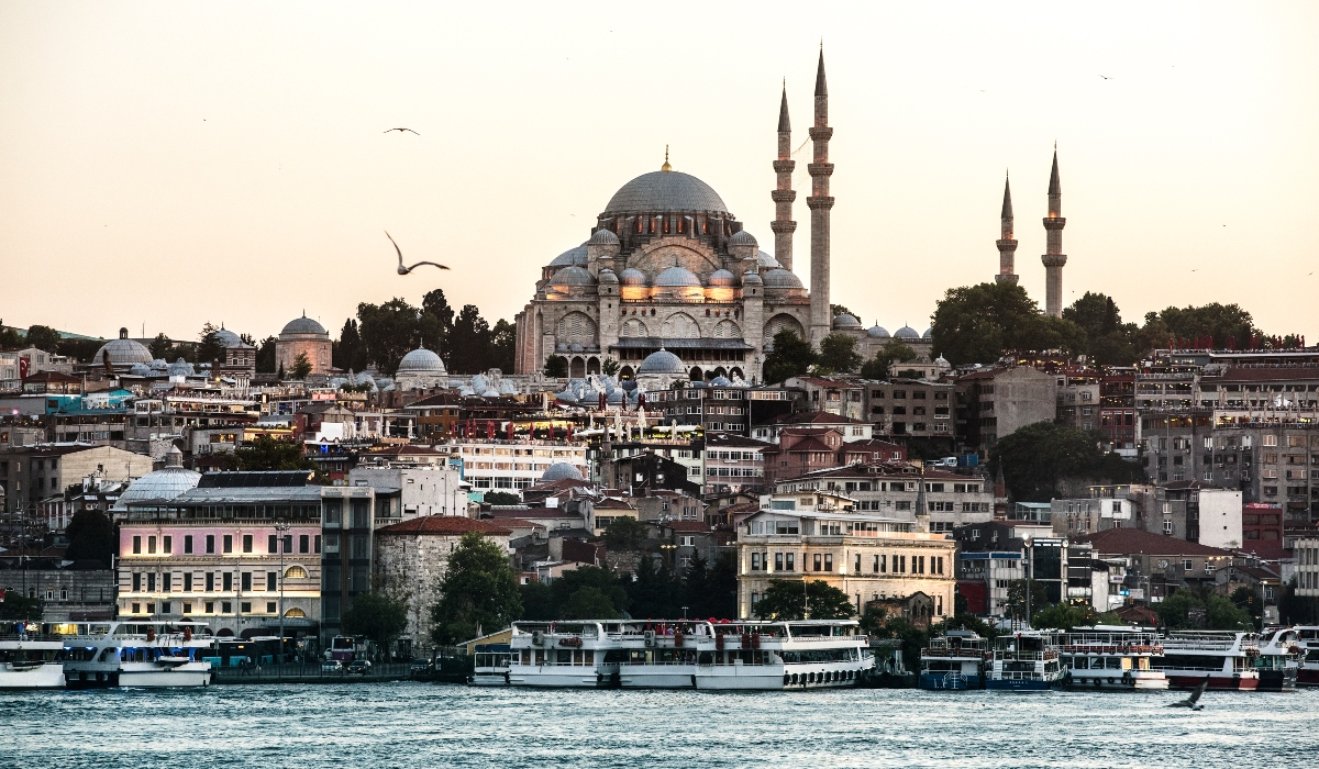 Στην Κωνσταντινούπολη 10-11 Μαΐου η τετραμερής συνάντηση για τη συμφωνία του διαδρόμου των σιτηρών