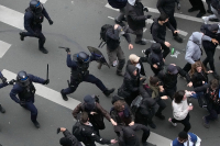 Συμβούλιο της Ευρώπης κατά Γαλλίας για «υπερβολική βία» - Μακρόν: Δεν υποχωρούμε