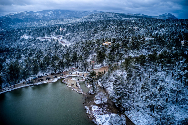 Ο πιο μαγευτικός χειμερινός προορισμός 45 λεπτά από την Αθήνα