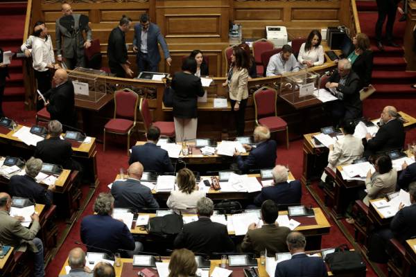 Τροπολογία για ΠΑΟΚ-Ξάνθη: Ονομαστική ψηφοφορία ζήτησε ο ΣΥΡΙΖΑ