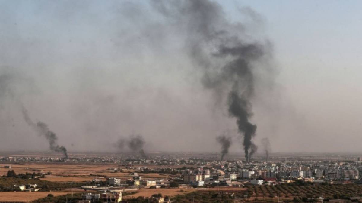 Τουλάχιστον 17 άμαχοι νεκροί σε αεροπορικές επιδρομές στη βορειοδυτική Συρία