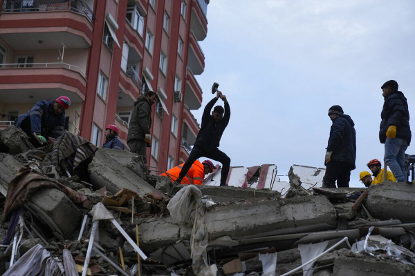 Σεισμός στην Τουρκία: Ακούστε τον απόκοσμο ήχο των 7,7 Ρίχτερ