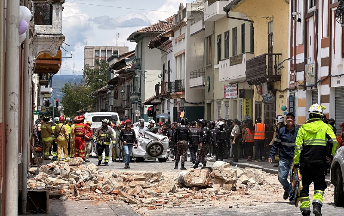 Ισημερινός: Τουλάχιστον 15 νεκροί και εκατοντάδες τραυματίες από τον σεισμό
