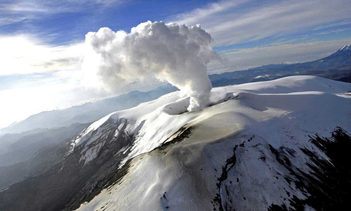 Κολομβία: «Βρυχάται» το ηφαίστειο Νεβάδο ντελ Ρουίς - Εκκενώνονται περιοχές