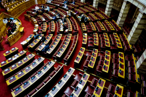Εκλογές 2019: Βαρουφάκης εντός βουλής ερωτηματικό για Χρυσή Αυγή και Βελόπουλο