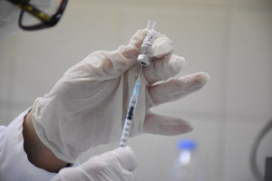 Άνω κάτω με τους εμβολιασμούς στην Κρήτη: Καθυστερήσεις, ακυρώσεις και ραντεβού 70χλμ μακριά από το τόπο κατοικίας