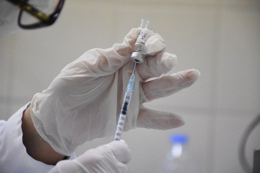 Άνω κάτω με τους εμβολιασμούς στην Κρήτη: Καθυστερήσεις, ακυρώσεις και ραντεβού 70χλμ μακριά από το τόπο κατοικίας
