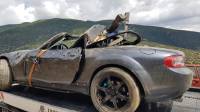 Λάρισα: «Βουτιά» αυτοκινήτου σε χαράδρα 60 μέτρων