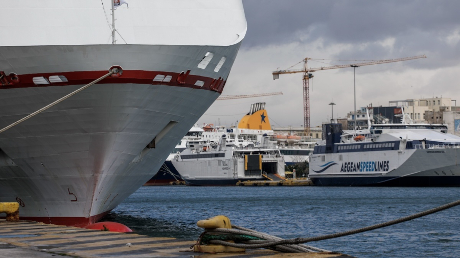 Απαγορευτικό απόπλου στα λιμάνια Πειραιά, Λαυρίου και Ραφήνας λόγω κακοκαιρίας