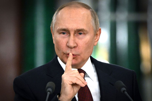 Πούτιν: «Η Δύση ξεκίνησε τον πόλεμο, εμείς χρησιμοποιήσαμε βία για να τον σταματήσουμε»
