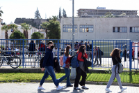 Κρούσματα στα σχολεία: Πότε θα κλείνουν, πόσα τεστ δικαιούνται οι μαθητές