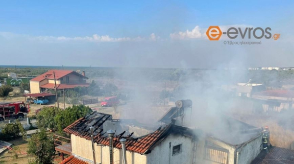 Αλεξανδρούπολη: Φωτιά σε σπίτι στον Απαλό - Απεγκλωβίστηκε με σοβαρά εγκαύματα μια ηλικιωμένη