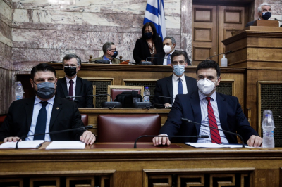 Live: Τσιόδρας, Χαρδαλιάς, Αρκουμανέας, Κικίλιας για τα κρούσματα στην Ελλάδα