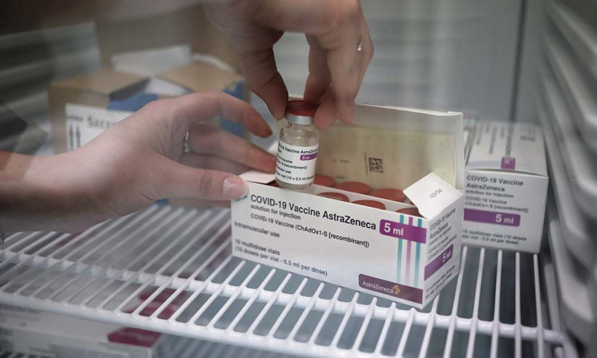 Εμβολιασμός: «Σαρώνουν» οι ηλικίες 30-49. Πάνω από 1,1 εκατ. τα ραντεβού