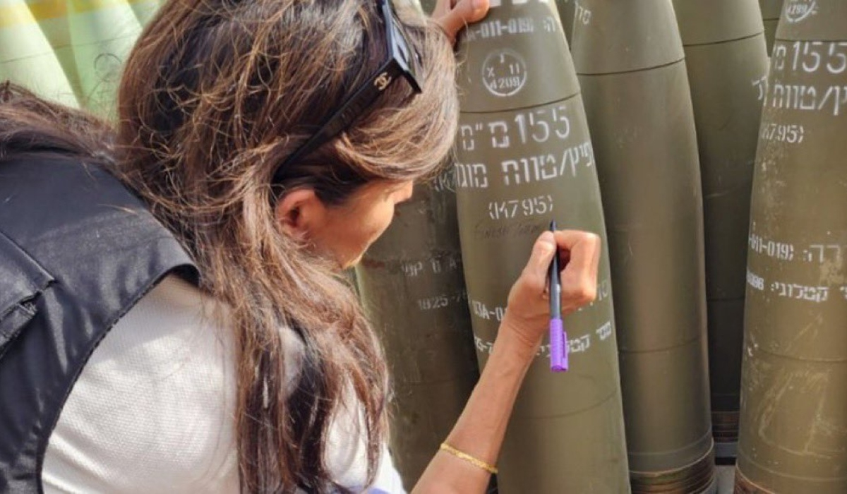 Ανατριχιαστική Νίκι Χέιλι: Έγραψε «αποτελειώστε τους» πάνω σε ισραηλινή οβίδα