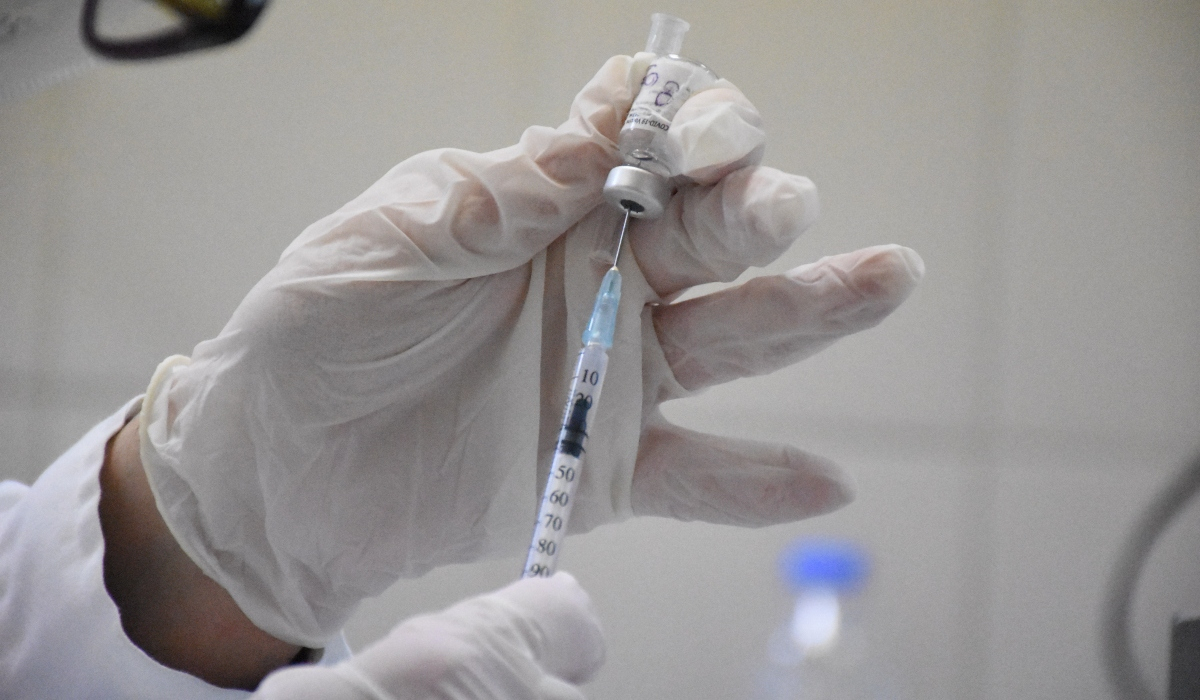 Κορονοϊός: Ποια χώρα χρειάζεται 10% εμβολιασμών για να κηρύξει το «τέλος της πανδημίας»