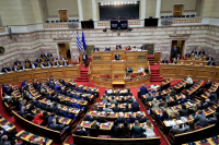 Ομόφυλα ζευγάρια: Γαλάζια διαζύγια σήμερα στη Βουλή - Ποιοι βουλευτές καταψηφίζουν, ποιοι θα απέχουν