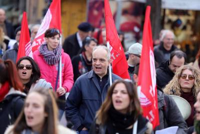 Πανελλαδική απεργία στις 28 Νοεμβρίου - Κινητή εορτή θυμίζει η απεργιακή κινητοποίηση