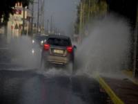 Κακοκαιρία «Θάλεια»: Ισχυρή καταιγίδα στη Θεσσαλονίκη