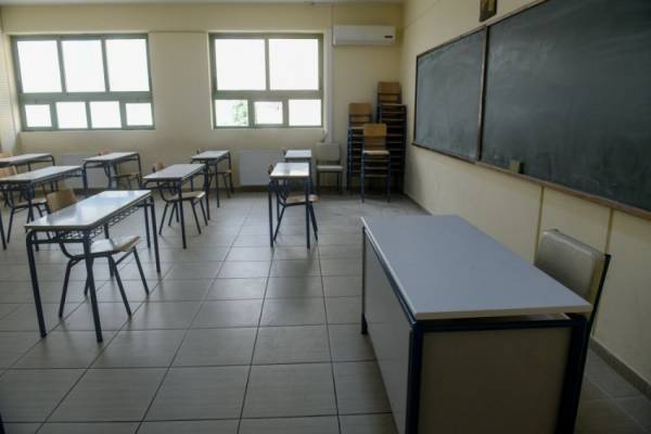 Κλειστά σχολεία: Μεγαλώνει η λίστα όσων δεν θα ανοίξουν λόγω κρουσμάτων κορονοϊου