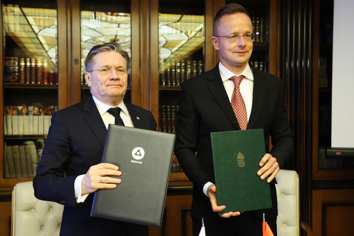 Στη Μόσχα ο Ούγγρος υπουργός Εξωτερικών για ενεργειακές συνομιλίες
