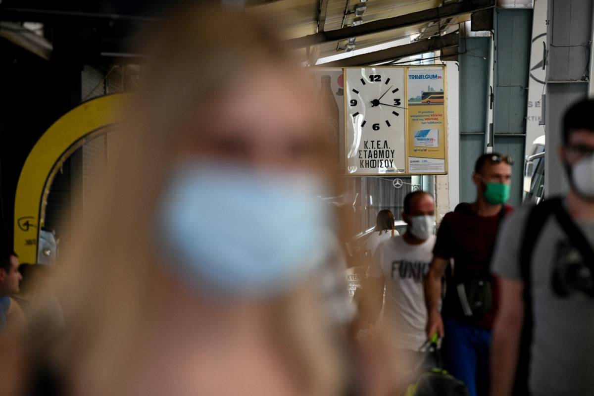 Βρετανική έρευνα: Η εκτεταμένη χρήση μάσκας μπορεί να περιορίσει την μετάδοση του κορονοϊού